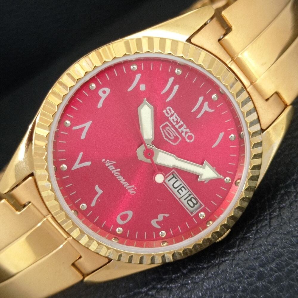 Vintage 1972 Seiko Automatic Mens Gold Watch W/daydate & Red accents